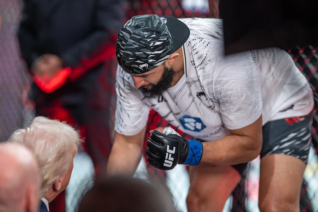 Dominick Reyes at the White House