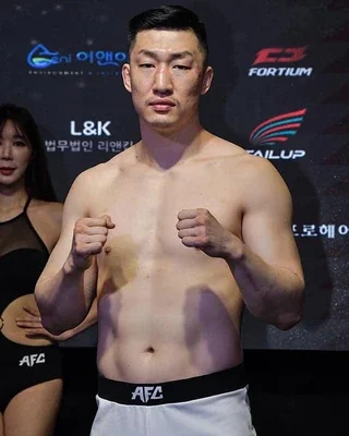 Jae Young Ahn