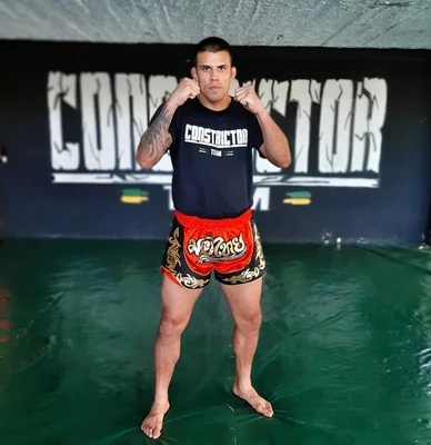 Eduardo Santiago