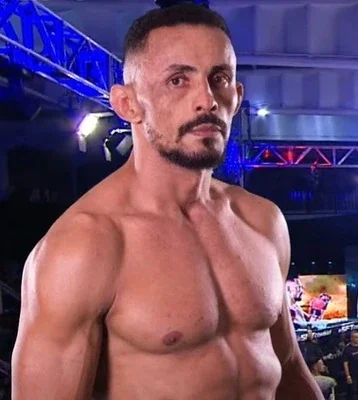 Charles Oliveira