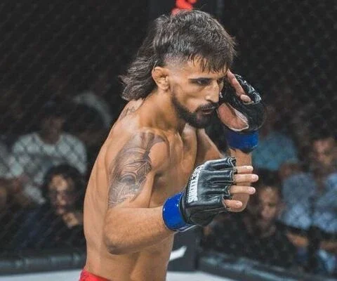 Andrew Valdina