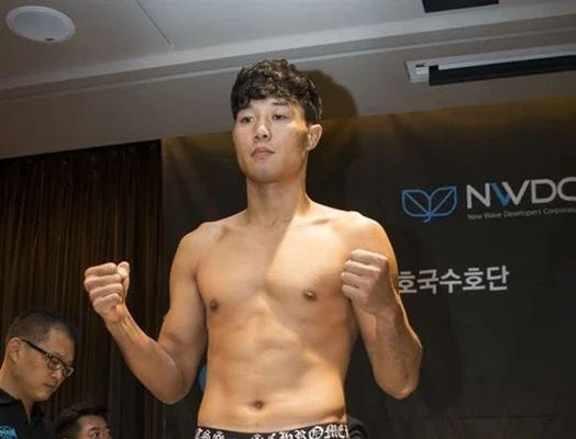 Yul Kim