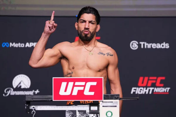 Victor Valenzuela