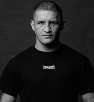 Bovar Khanakov