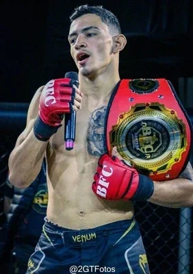 Kauê Vaz