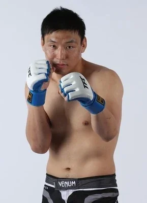 Gun Hwan Park