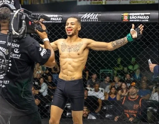 Michael de Oliveira
